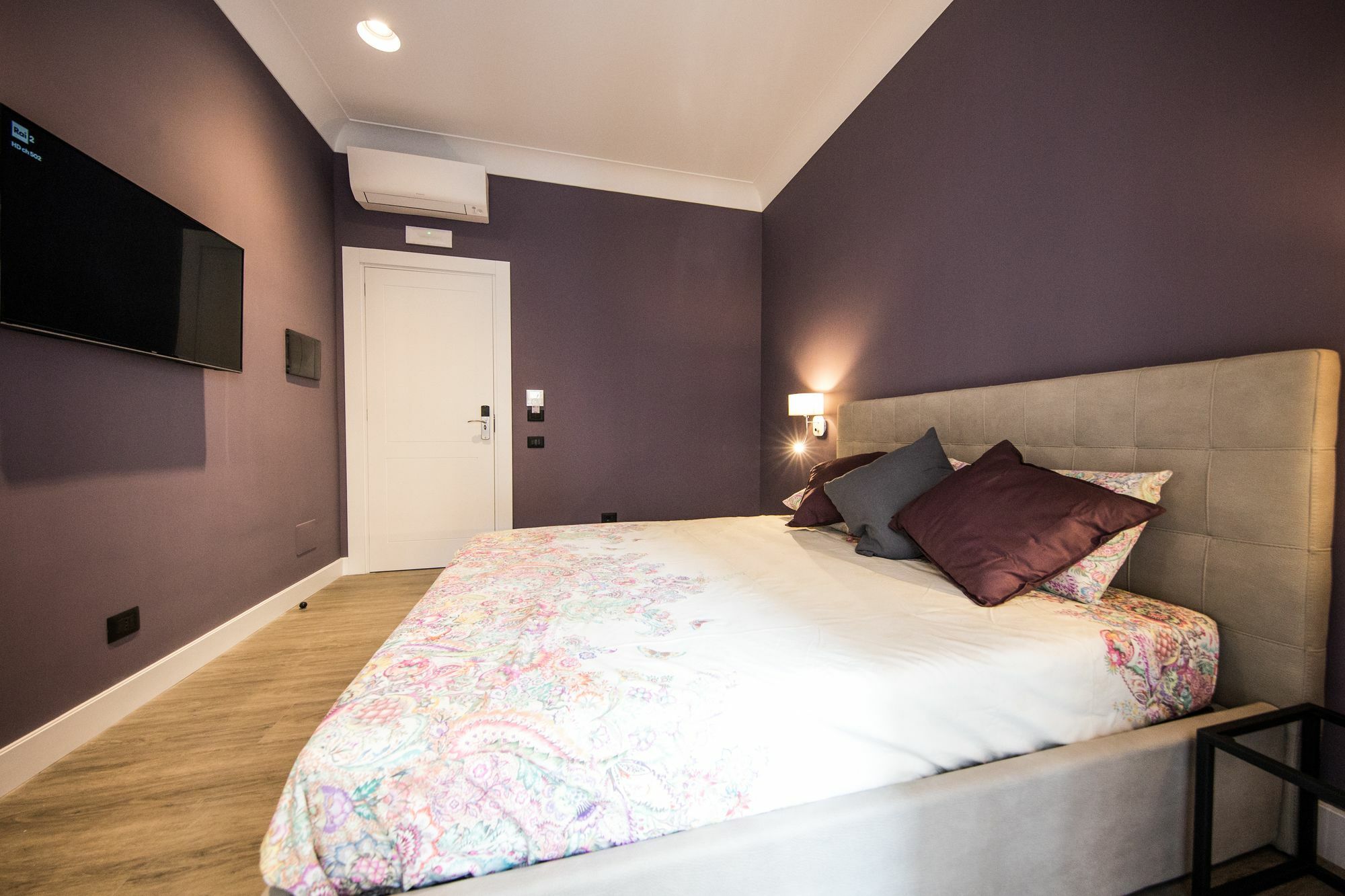 Arthouse Hotel *