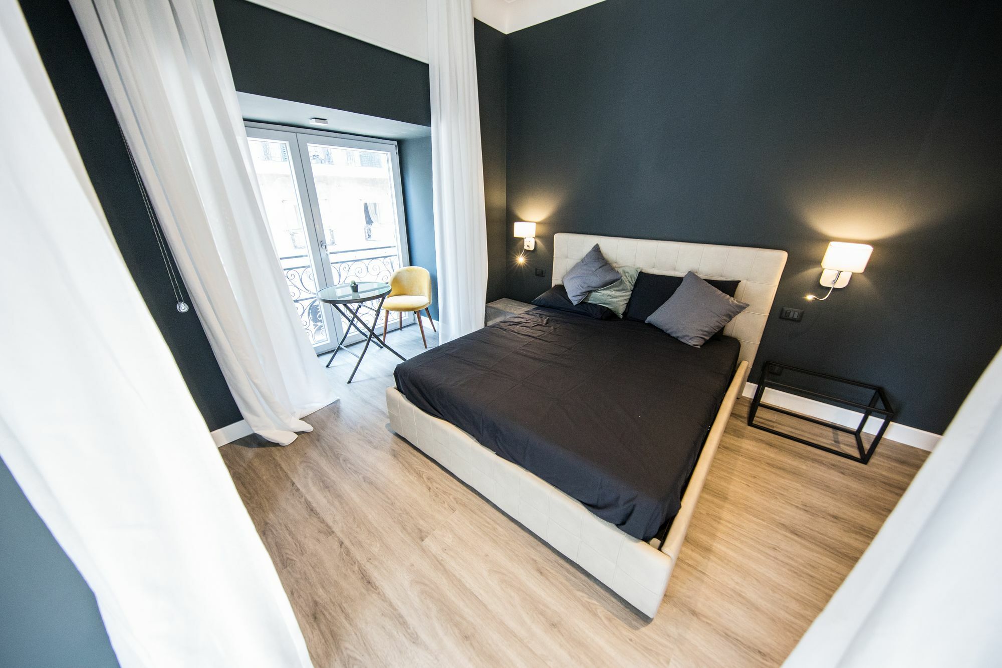 Arthouse Hotel *